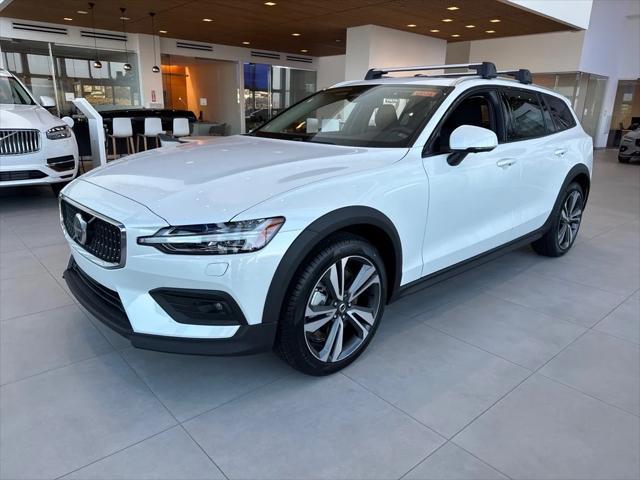 new 2025 Volvo V60 Cross Country car, priced at $55,100