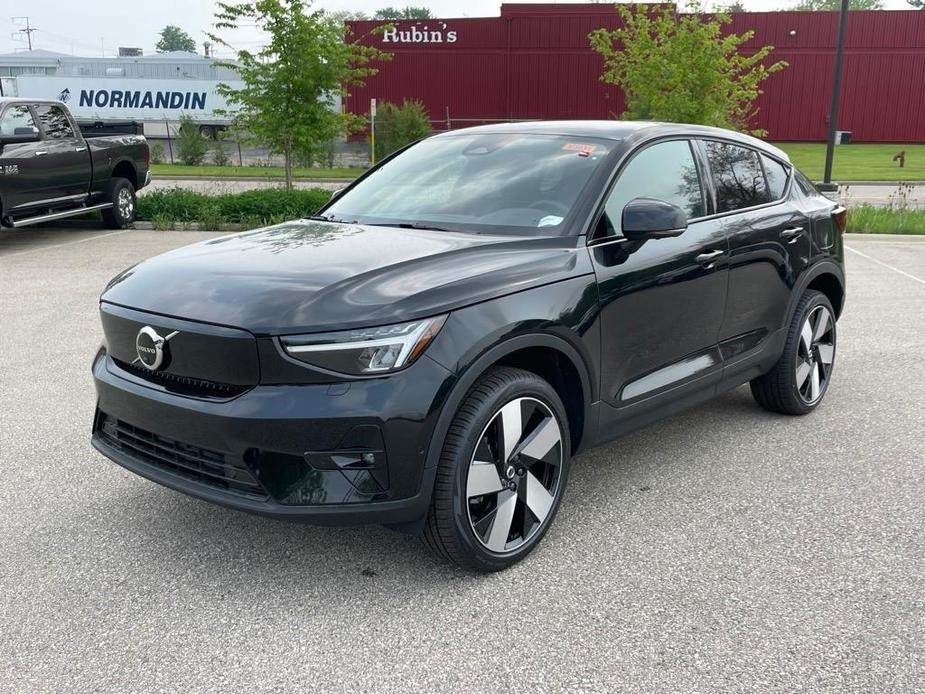 new 2023 Volvo C40 Recharge Pure Electric car, priced at $61,265