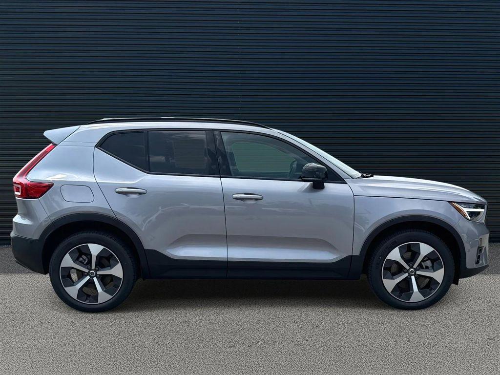 new 2026 Volvo XC40 car, priced at $50,150