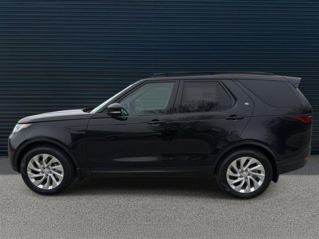 new 2025 Land Rover Discovery car, priced at $65,975