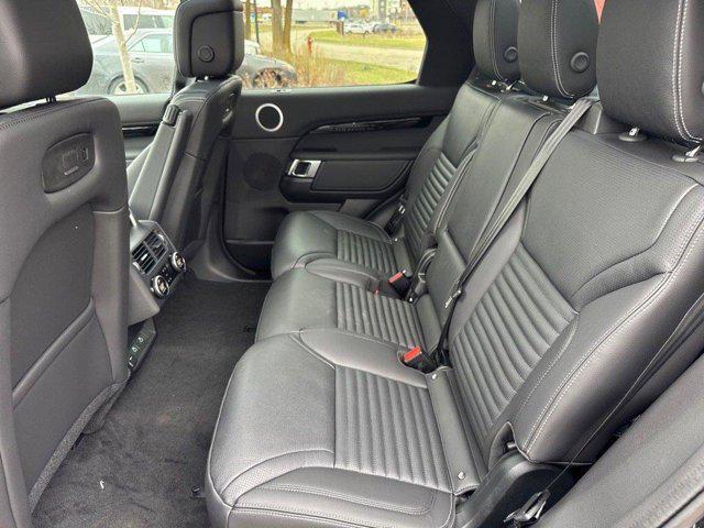 new 2025 Land Rover Discovery car, priced at $65,975