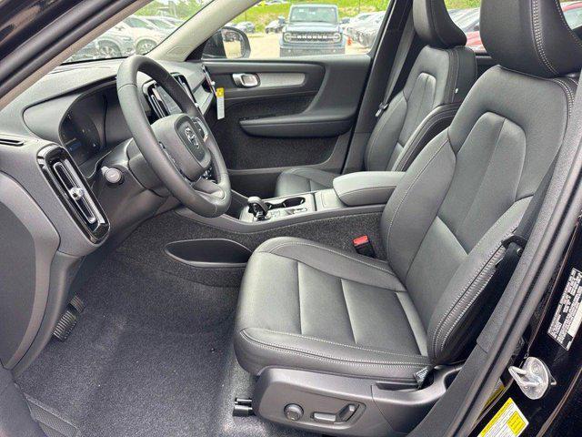 new 2025 Volvo XC40 car, priced at $45,815