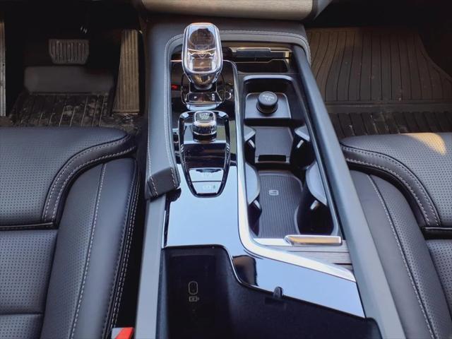 new 2025 Volvo XC90 car, priced at $71,160