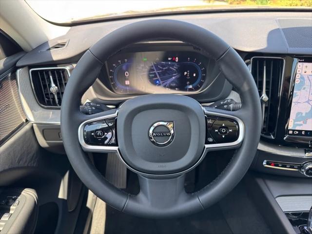 new 2025 Volvo XC60 car, priced at $56,780