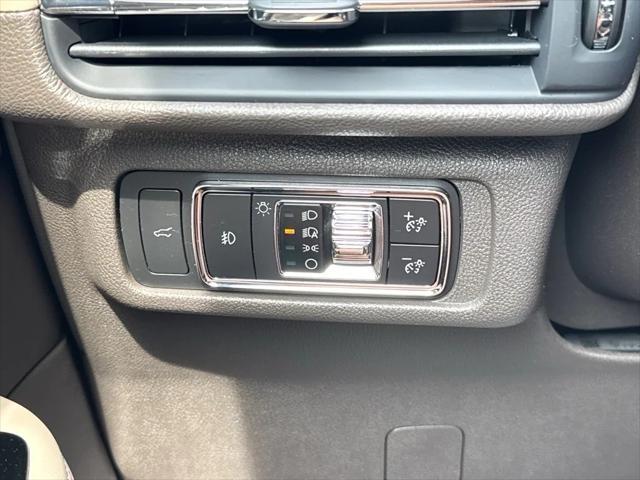 used 2020 Lincoln Corsair car, priced at $25,473