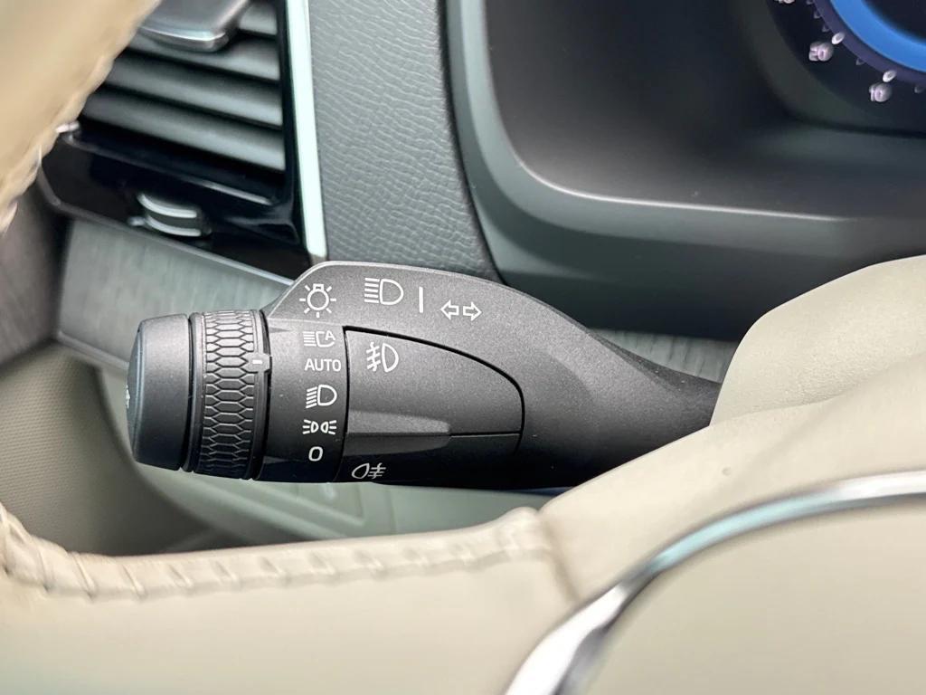 used 2023 Volvo XC90 Recharge Plug-In Hybrid car, priced at $52,200