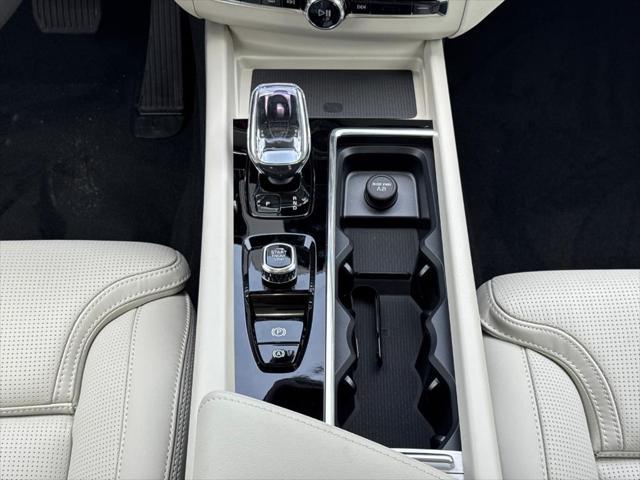 new 2026 Volvo XC60 car, priced at $63,935