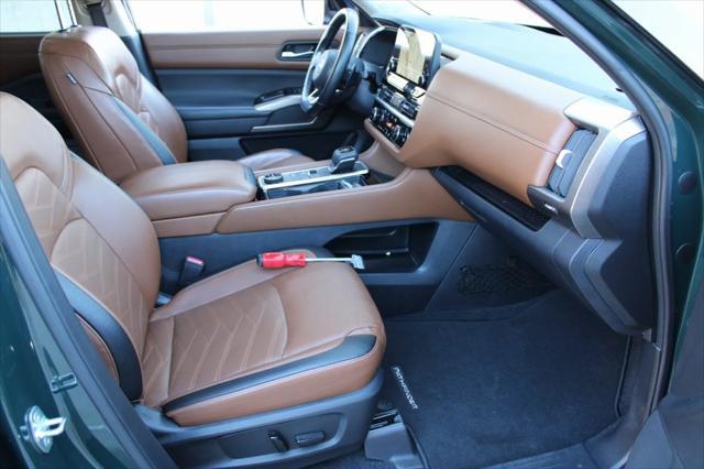 used 2022 Nissan Pathfinder car, priced at $36,900