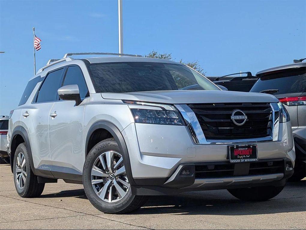 new 2025 Nissan Pathfinder car, priced at $35,447
