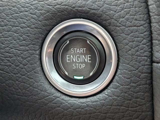 used 2022 GMC Yukon XL car, priced at $49,377