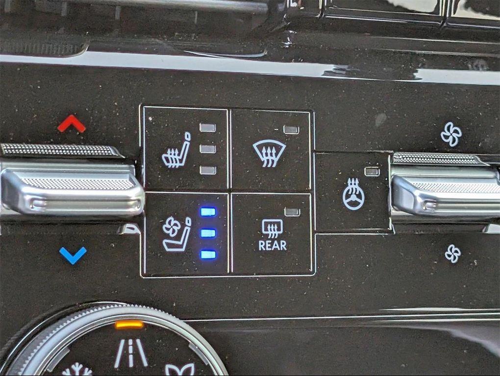 new 2025 Nissan Armada car, priced at $65,490