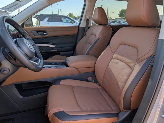 new 2025 Nissan Pathfinder car, priced at $48,019