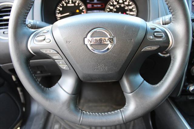 used 2020 Nissan Pathfinder car, priced at $16,900