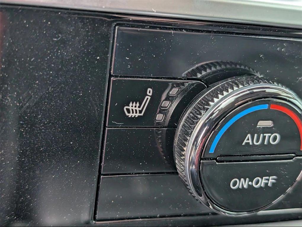 new 2025 Nissan Pathfinder car, priced at $32,569