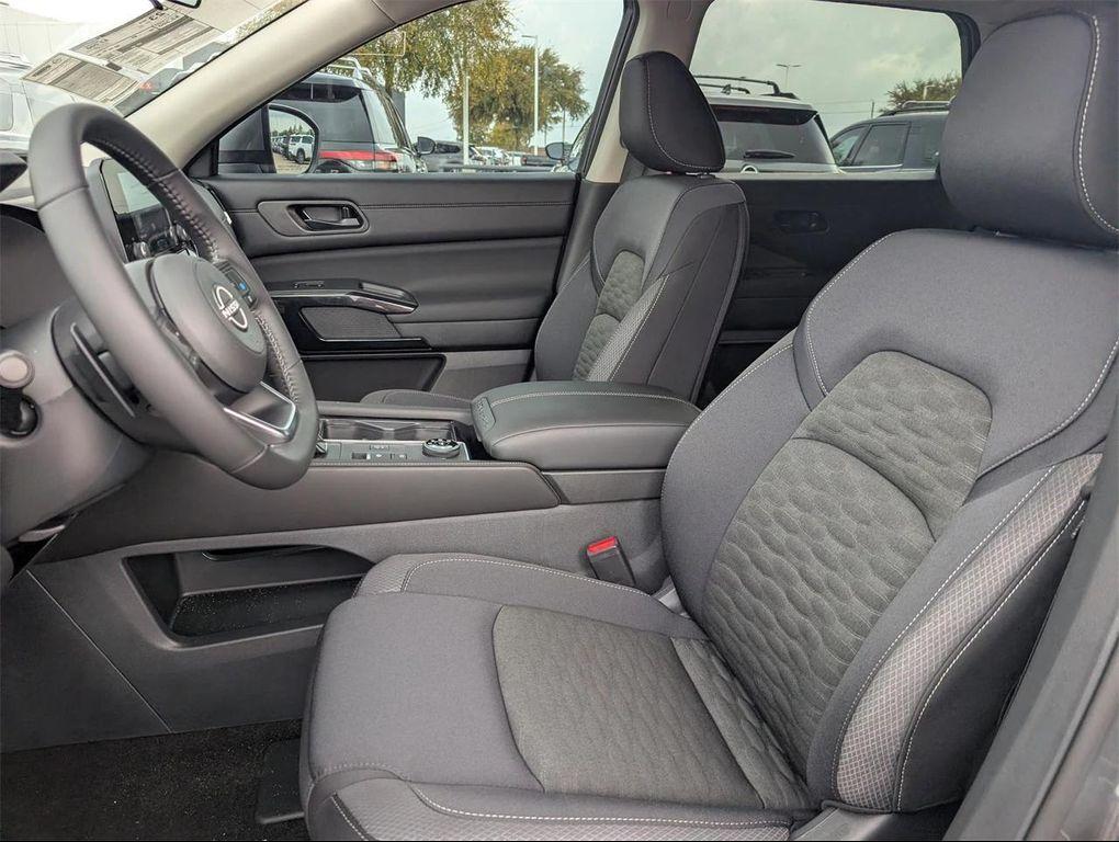 new 2025 Nissan Pathfinder car, priced at $32,569