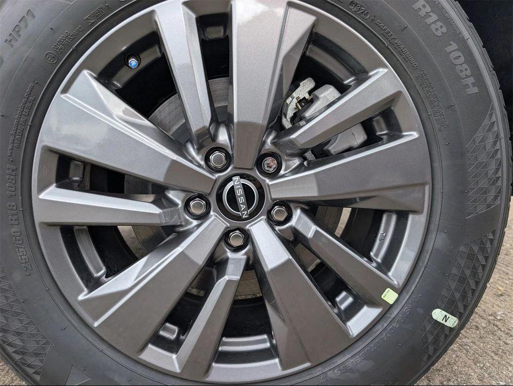 new 2025 Nissan Pathfinder car, priced at $32,569