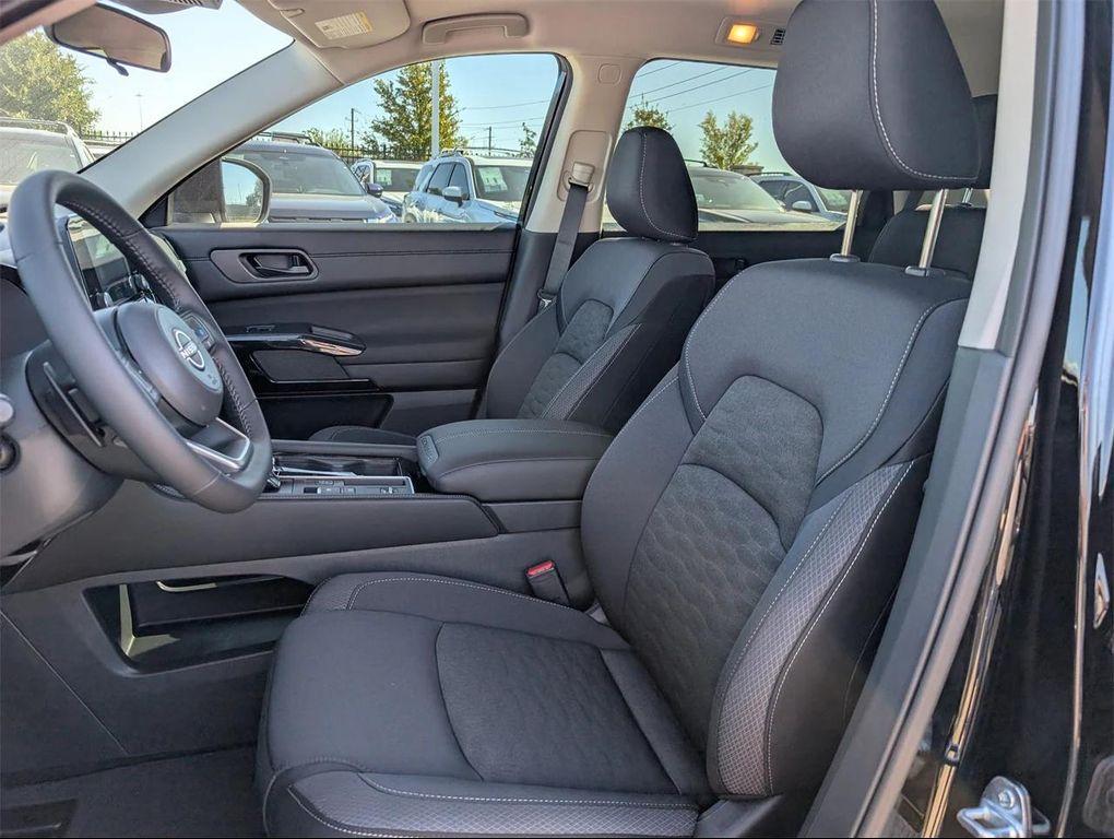 new 2025 Nissan Pathfinder car, priced at $35,130