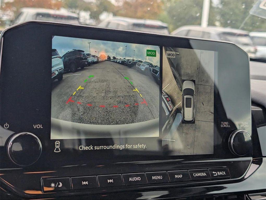 new 2025 Nissan Pathfinder car, priced at $35,156