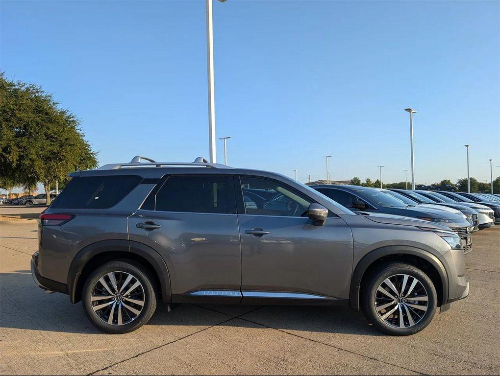 new 2025 Nissan Pathfinder car, priced at $48,935