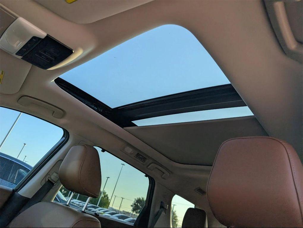 new 2025 Nissan Pathfinder car, priced at $48,935