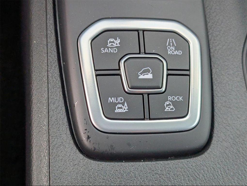 new 2026 Nissan Frontier car, priced at $42,359