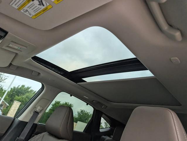 new 2025 Nissan Murano car, priced at $50,176