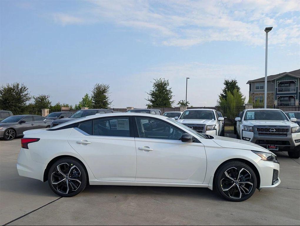 new 2025 Nissan Altima car, priced at $29,027