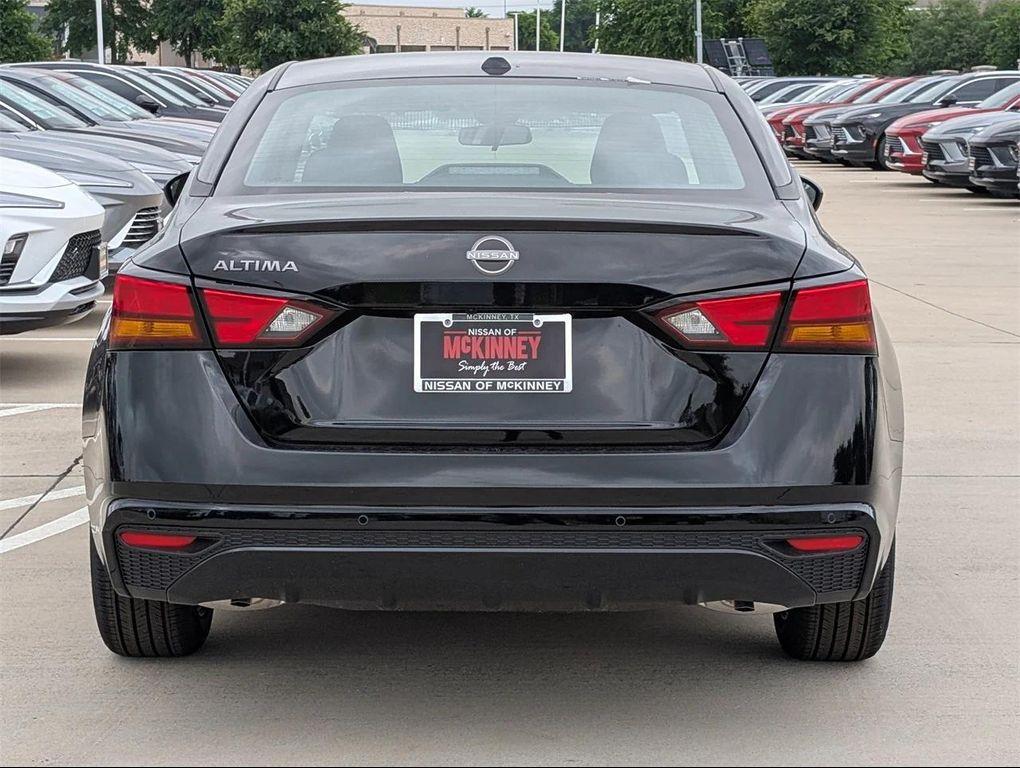 new 2025 Nissan Altima car, priced at $26,425