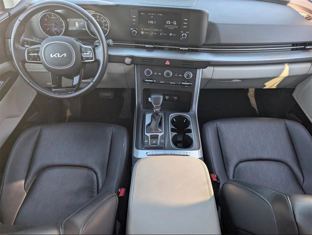 used 2024 Kia Carnival car, priced at $31,300