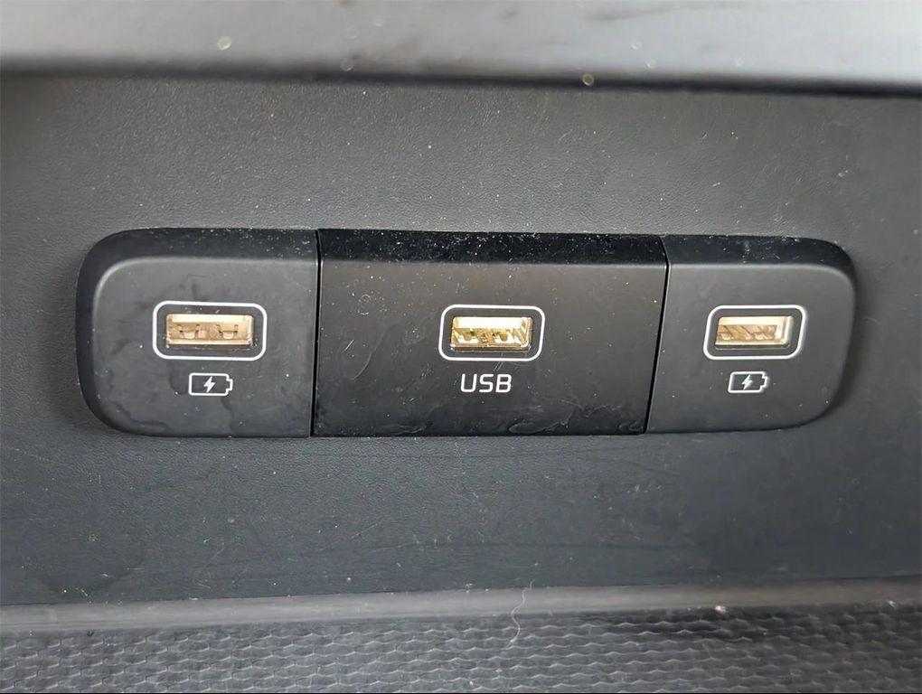 used 2024 Kia Carnival car, priced at $31,300