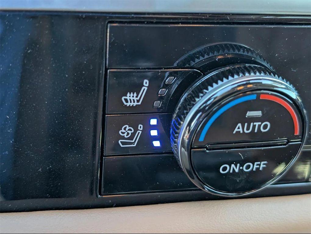 new 2025 Nissan Pathfinder car, priced at $42,861