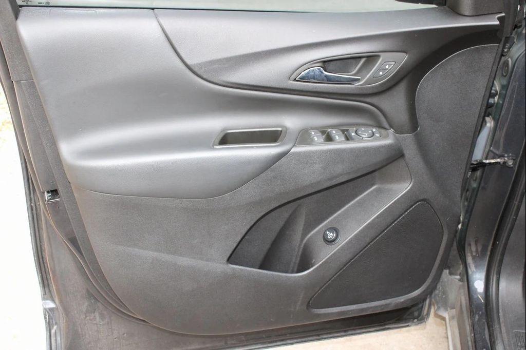 used 2023 Chevrolet Equinox car, priced at $17,900