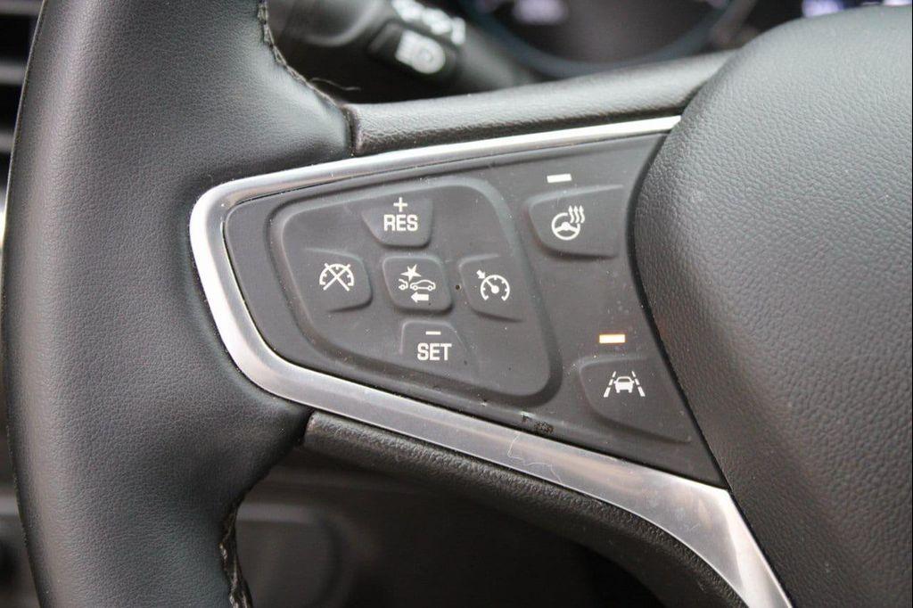 used 2023 Chevrolet Equinox car, priced at $17,900