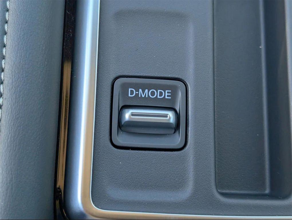 new 2025 Nissan Pathfinder car, priced at $31,101