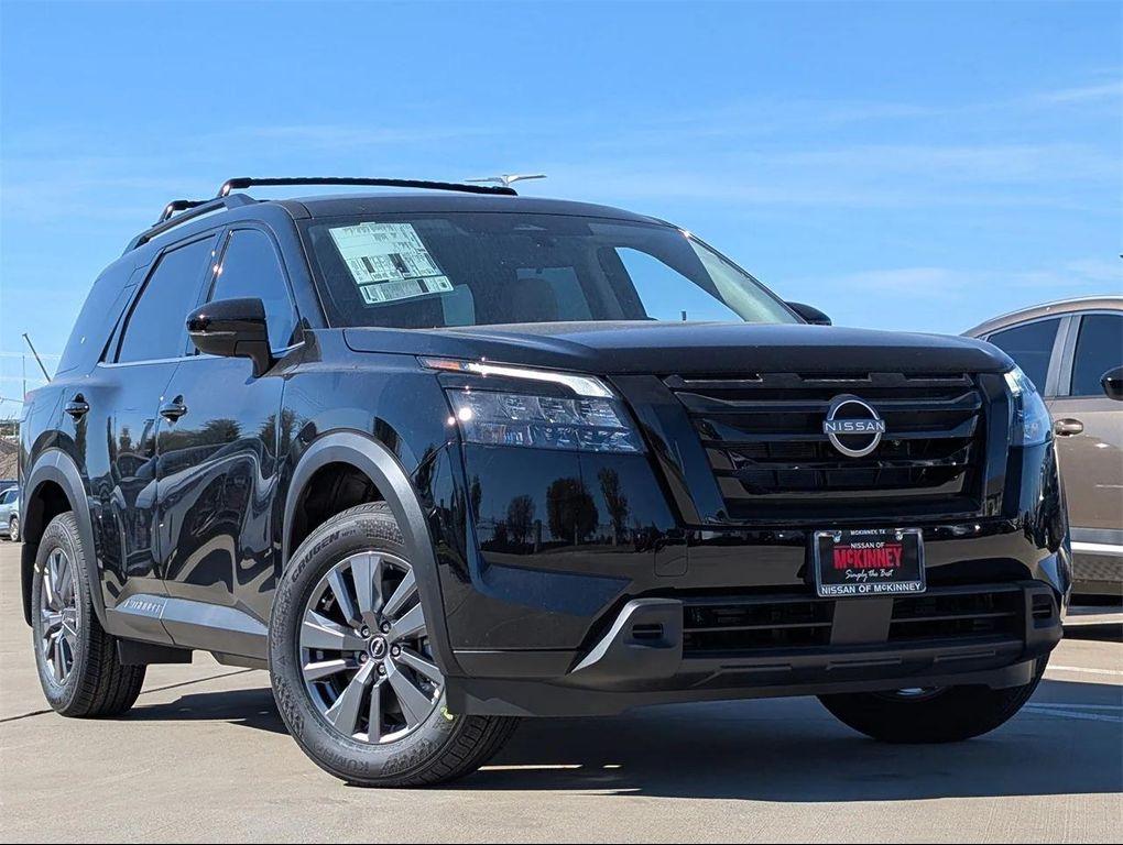 new 2025 Nissan Pathfinder car, priced at $31,101