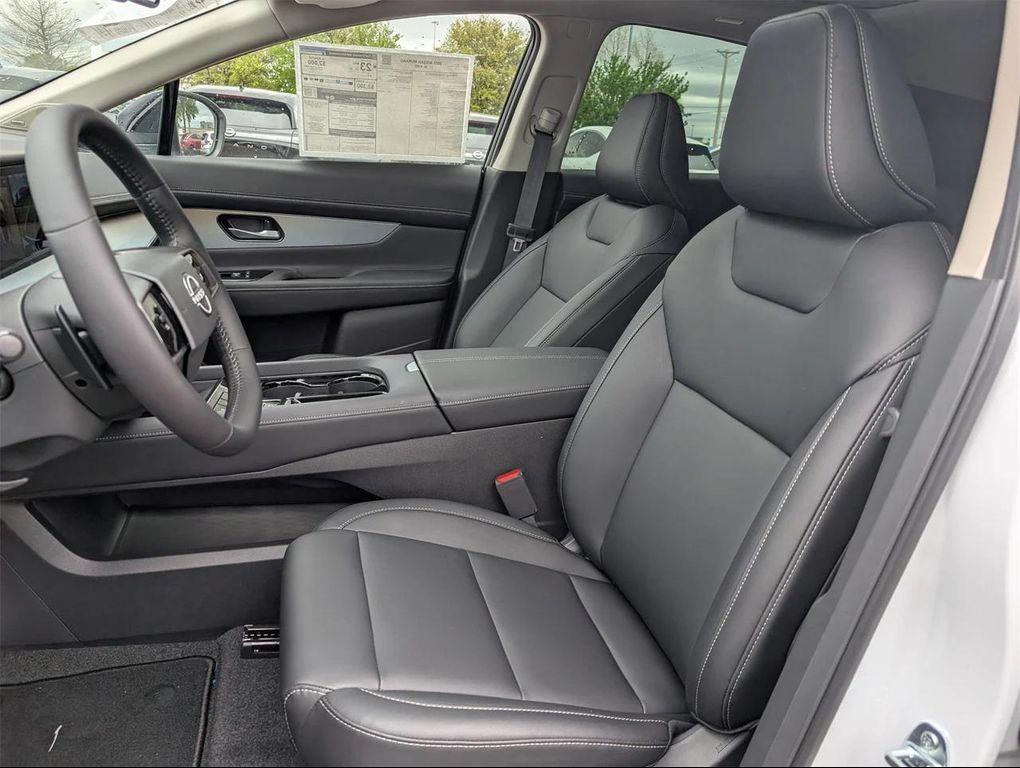 new 2025 Nissan Murano car, priced at $37,966