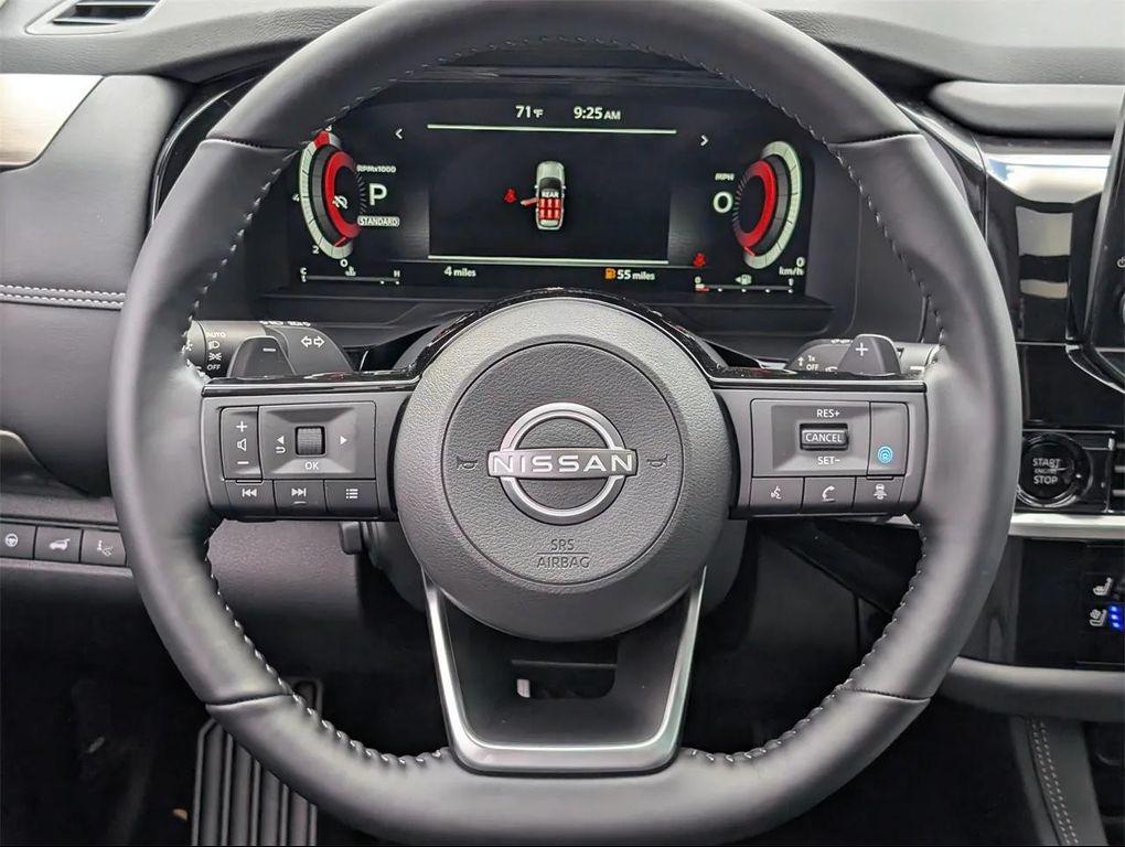 new 2025 Nissan Pathfinder car, priced at $40,231