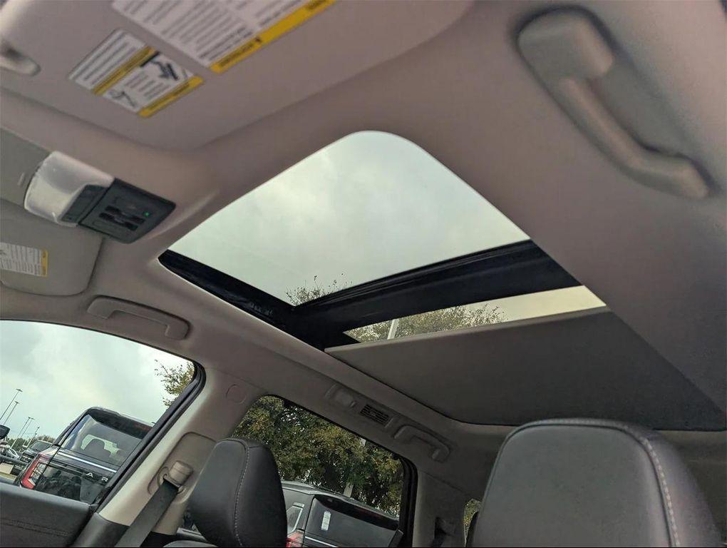 new 2025 Nissan Pathfinder car, priced at $40,231