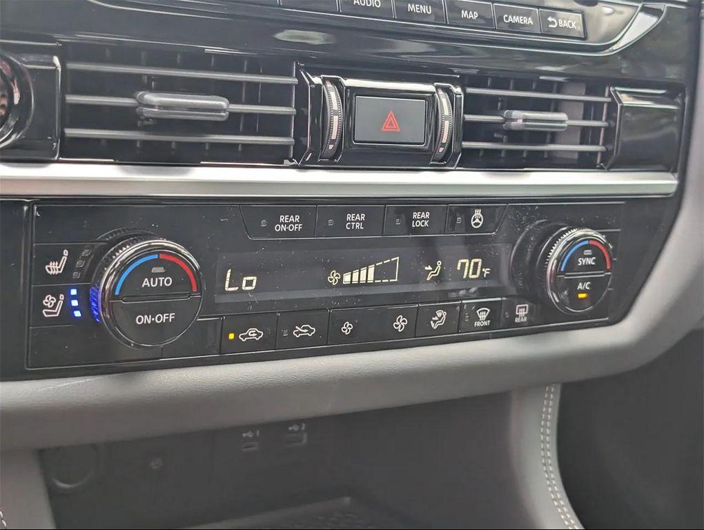 new 2025 Nissan Pathfinder car, priced at $40,231