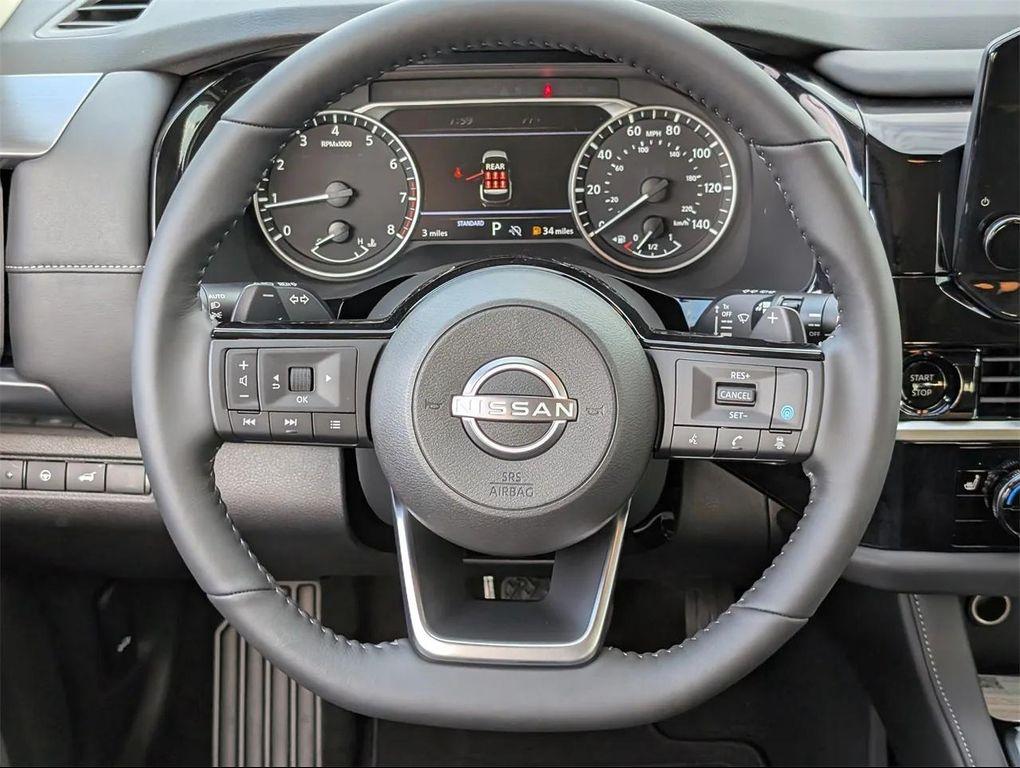 new 2025 Nissan Pathfinder car, priced at $40,117
