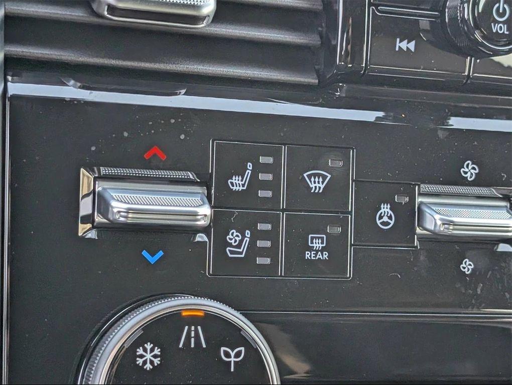 new 2026 Nissan Armada car, priced at $69,155