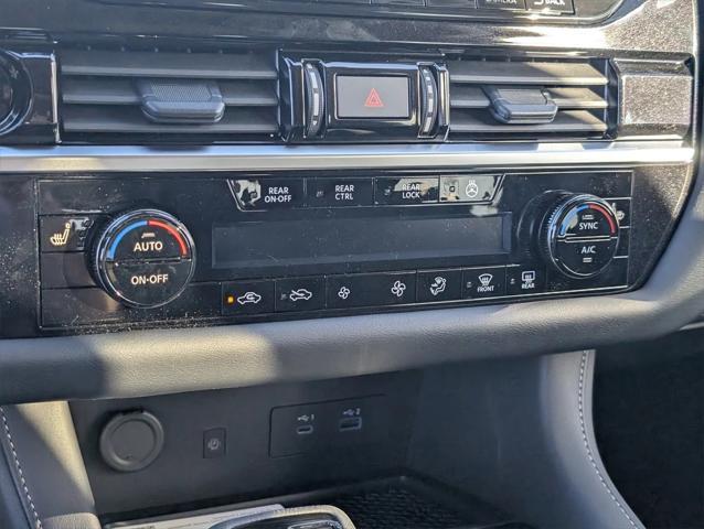 new 2025 Nissan Pathfinder car, priced at $43,235