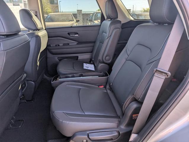 new 2025 Nissan Pathfinder car, priced at $43,235