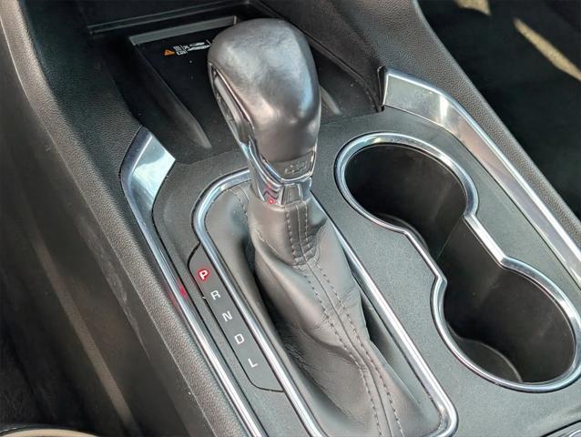 used 2022 Chevrolet Traverse car, priced at $31,299