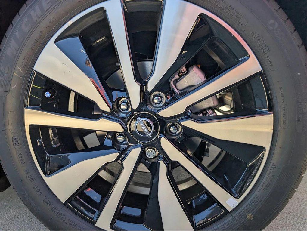 new 2025 Nissan Sentra car, priced at $22,315