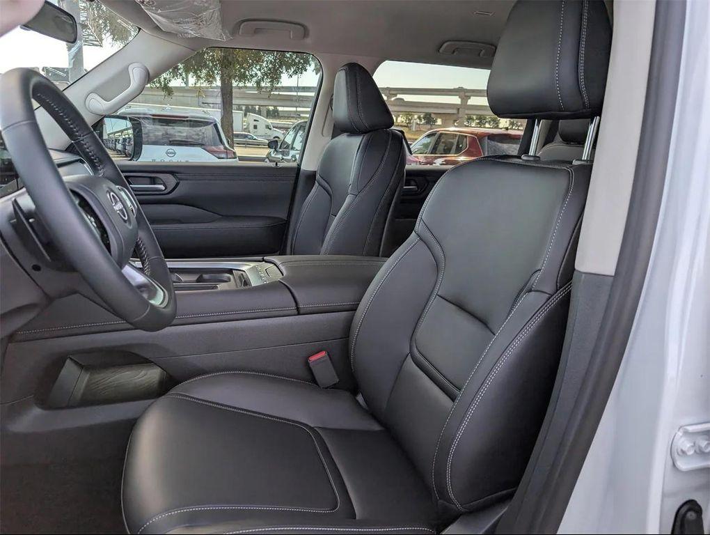 new 2026 Nissan Armada car, priced at $59,934