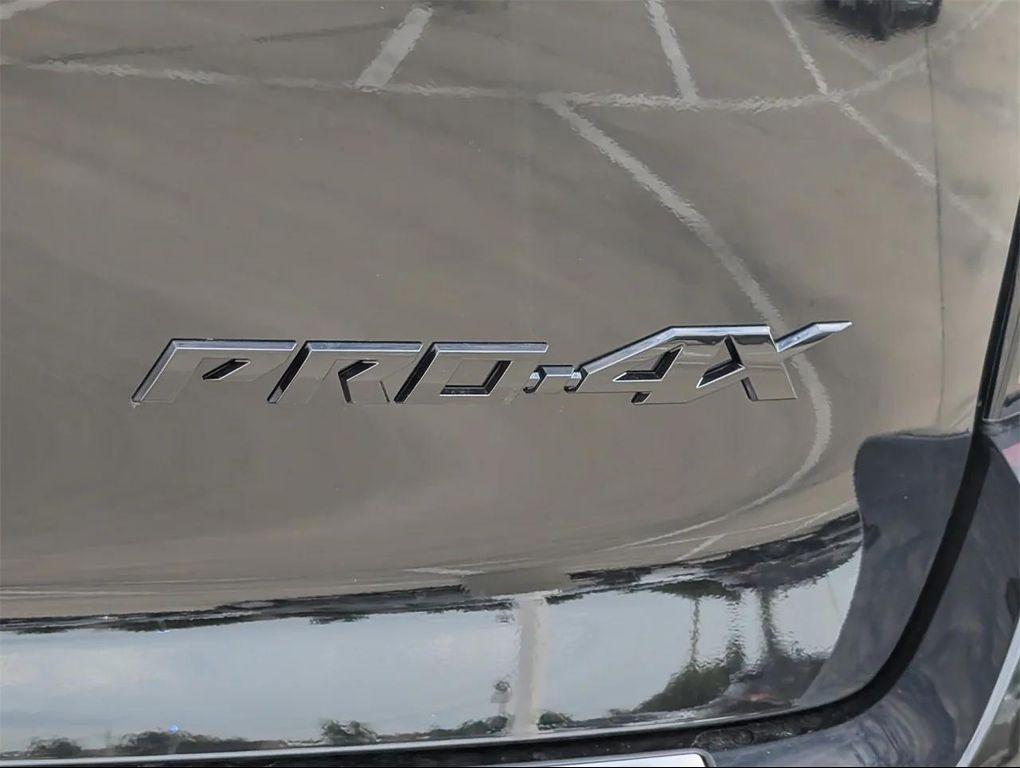 new 2025 Nissan Armada car, priced at $68,305