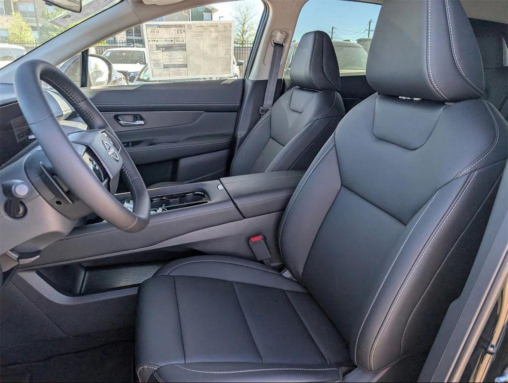 new 2025 Nissan Murano car, priced at $32,428