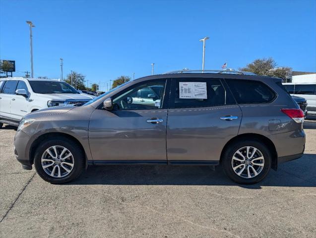 used 2014 Nissan Pathfinder car