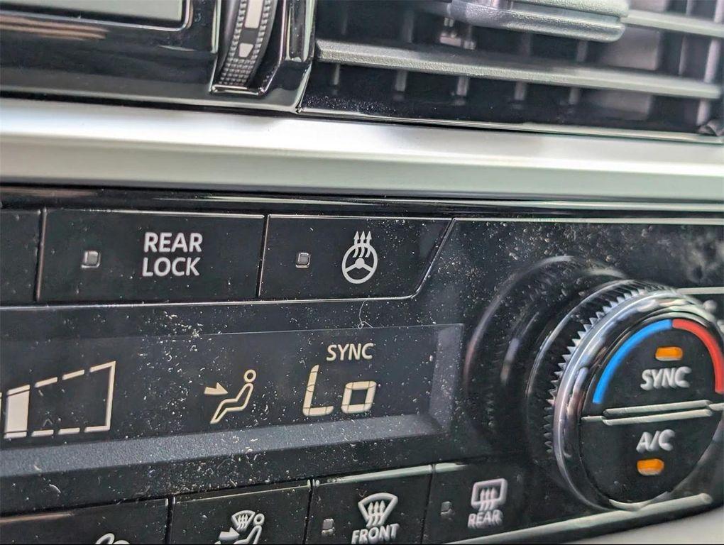 new 2025 Nissan Pathfinder car, priced at $40,103